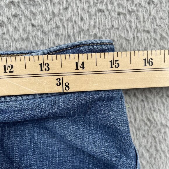 Levis 725 Jeans Womens 30 High RIse Bootcut Medium Wash Denim - Picture 4 of 9